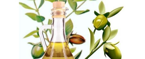 Treat Stretch Marks with Jojoba Oil